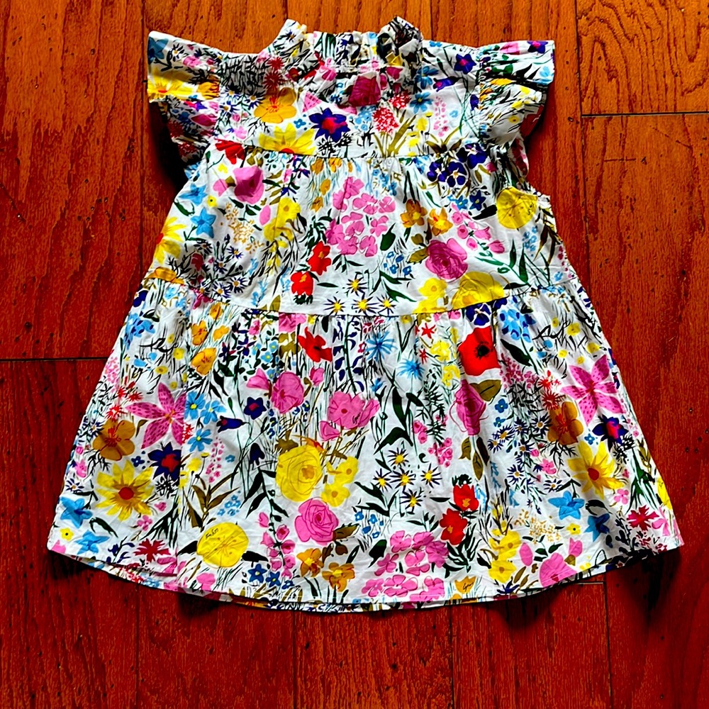 Adorable size S tunic blouse- never worn!